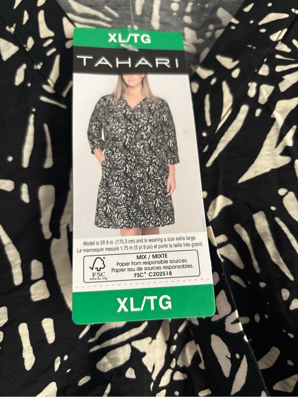 Tahari Black and White Leaf-Print ' Dress